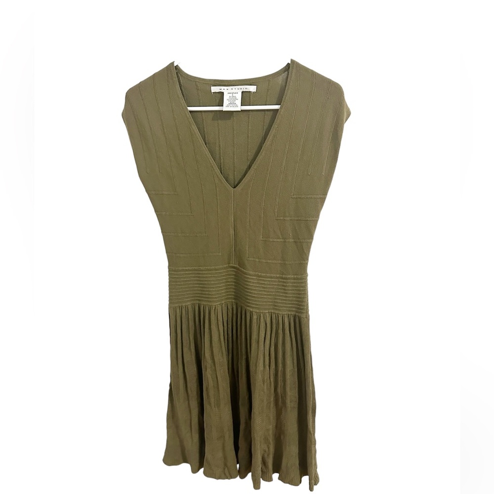 Max Studio Olive Green Lightweight V-Neck T-Shirt Dress